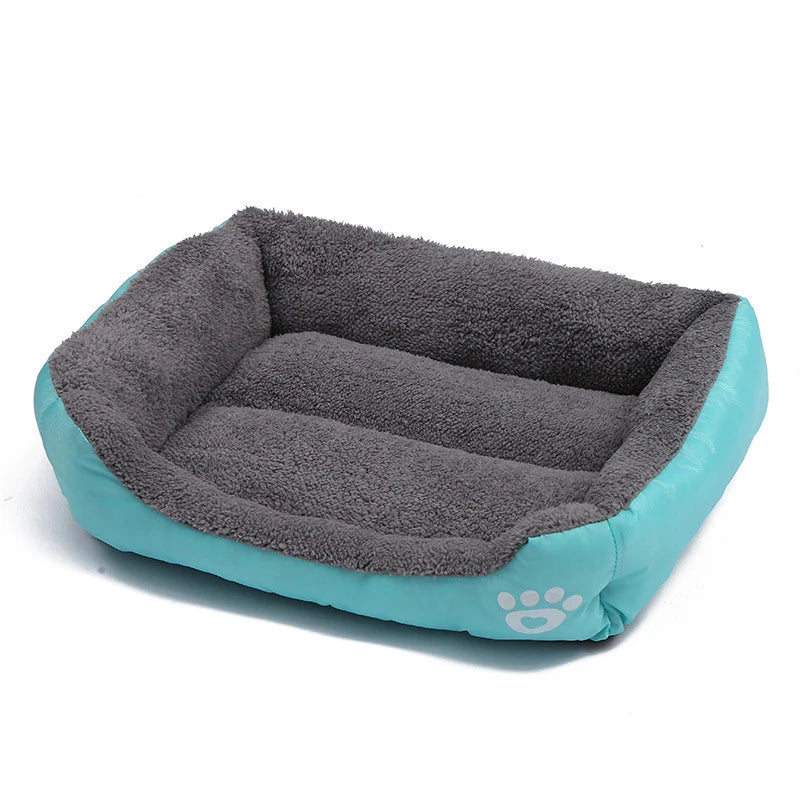 Lit en peluche pour chats et chiens ultra confort