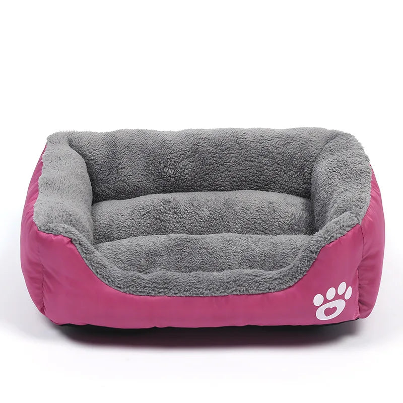 Lit en peluche pour chats et chiens ultra confort