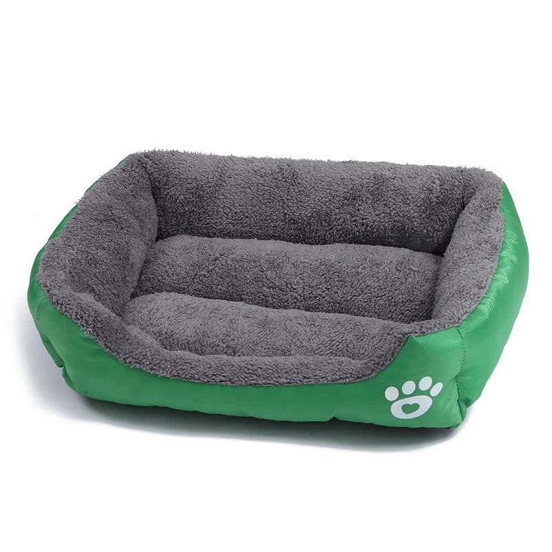Lit en peluche pour chats et chiens ultra confort