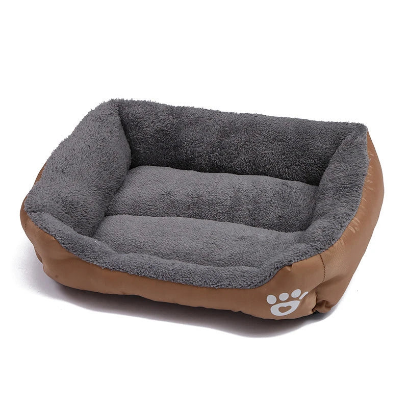 Lit en peluche pour chats et chiens ultra confort