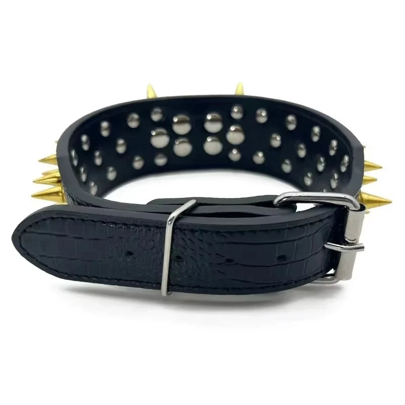 Collier & Laisse à Pointes en Cuir Riveté