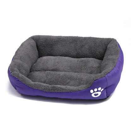 Lit en peluche pour chats et chiens ultra confort