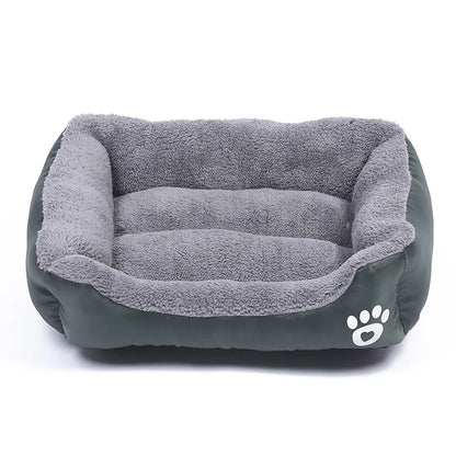 Lit en peluche pour chats et chiens ultra confort